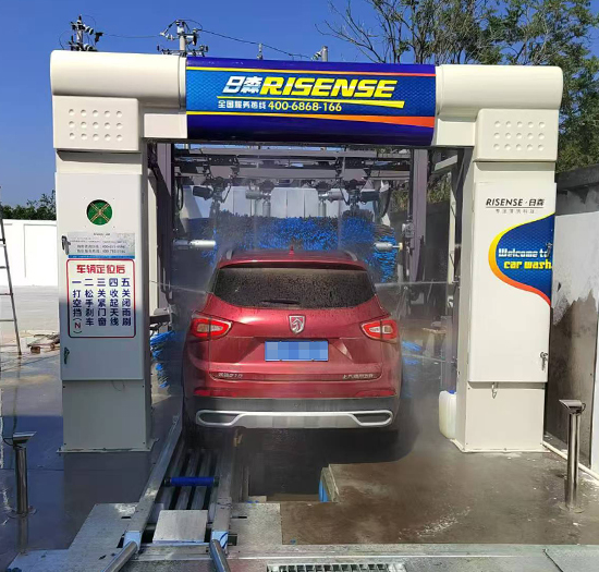 山西加油站安装日森隧道式自动洗车机